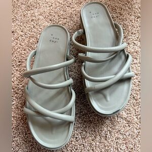 A New Day Sage Green Platform Sandals Women’s 7.5